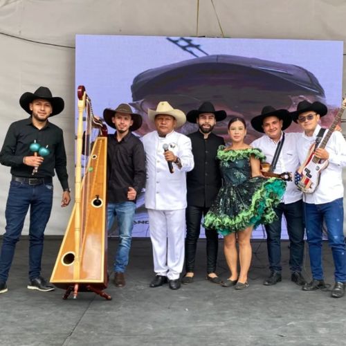 Agrupación Luis Moreno 'El Gallito Canta Claro'