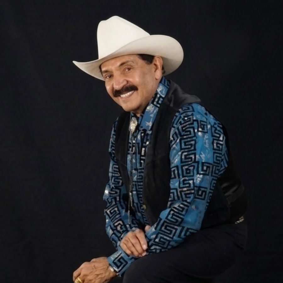 Armando Martínez 